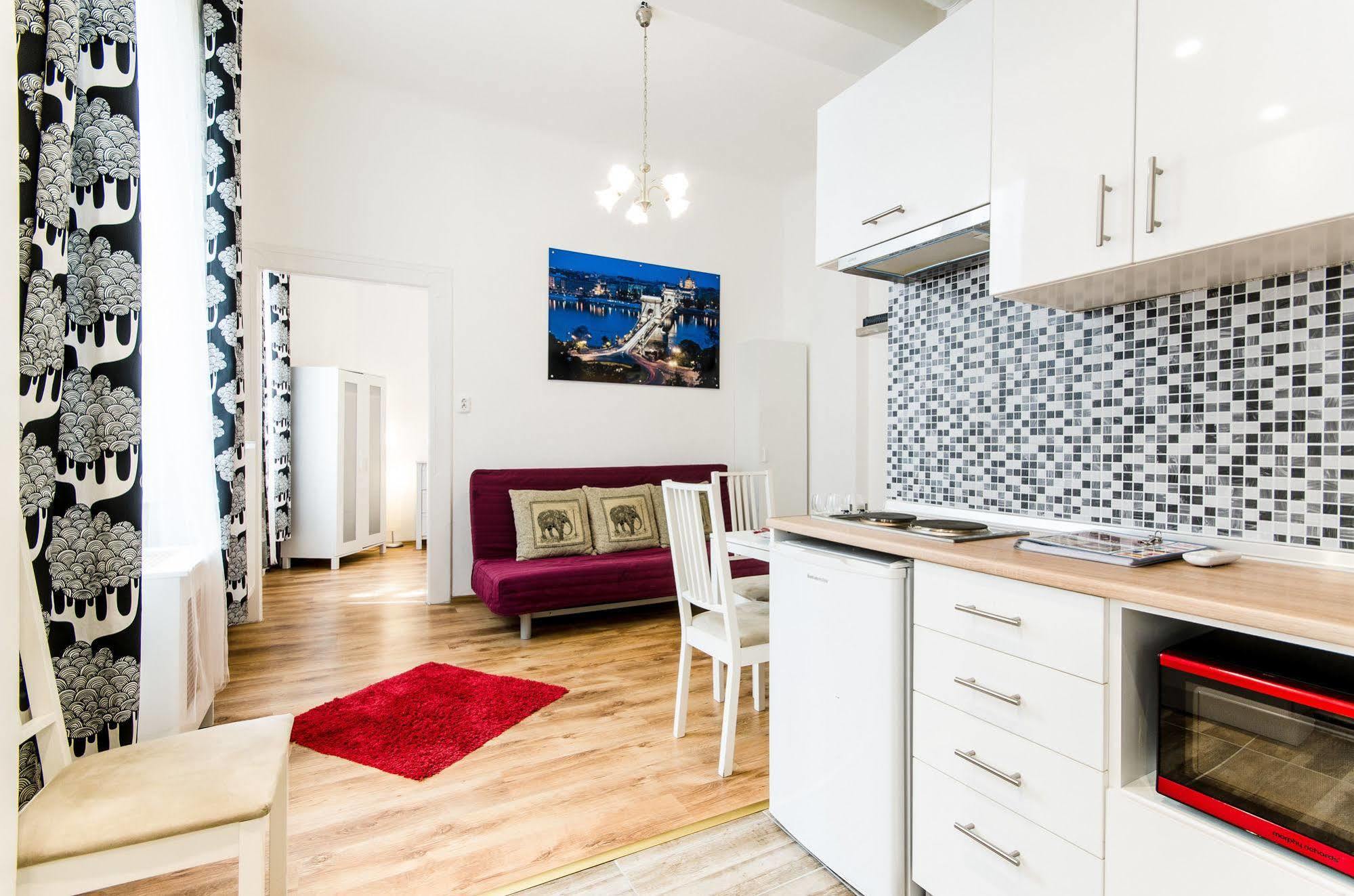 Like Home - City Center - Style Apartment 부다페스트 외부 사진